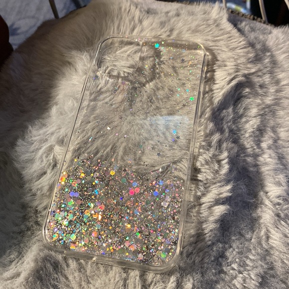 Phone cover case for an apple phone 11 - Picture 3 of 4